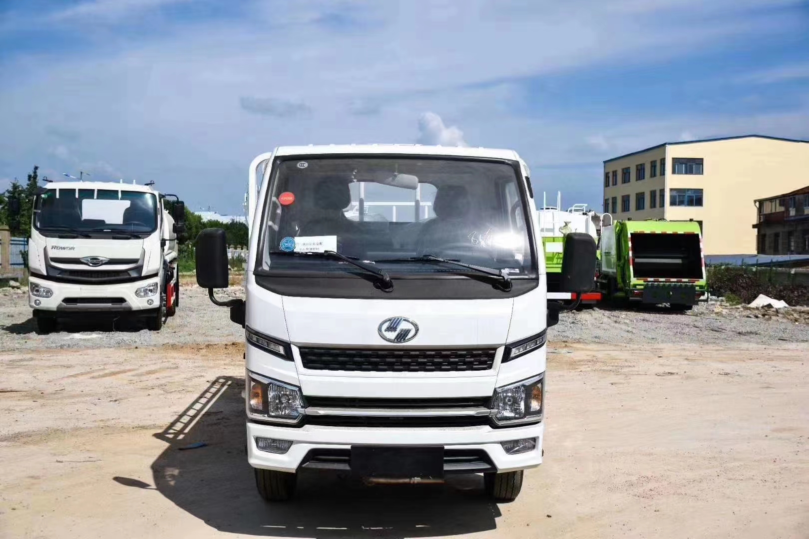 躍進(jìn)國(guó)六柴油氣瓶運(yùn)輸車(chē)