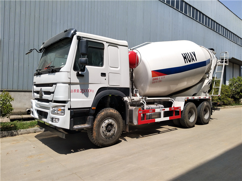 豪沃14方攪拌車(chē)廠家