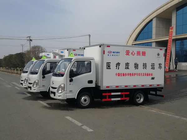 躍進(jìn)小福星汽油醫(yī)療廢物轉(zhuǎn)運車